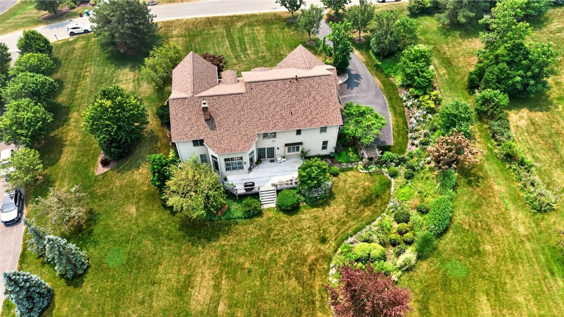 Property at 18 Sunrise Park, Pittsford, NY 14534 42