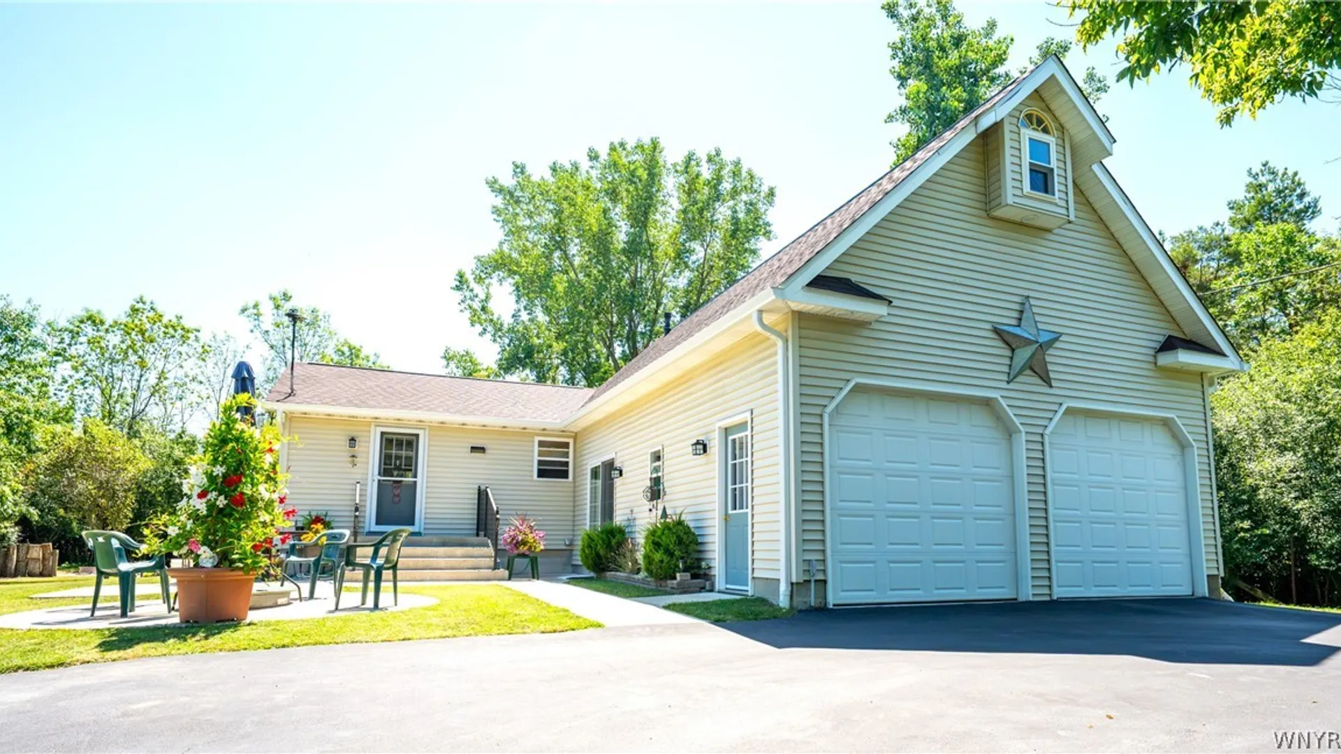 Property at 1363 Losson Road, Cheektowaga, NY 14043 4