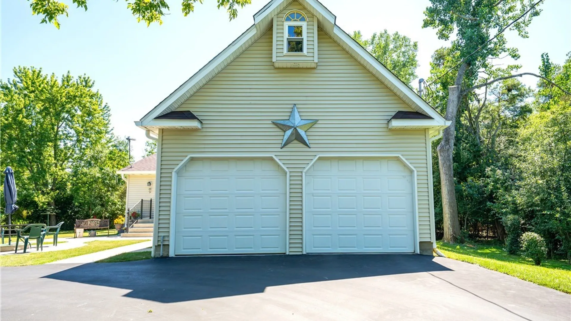 Property at 1363 Losson Road, Cheektowaga, NY 14043 5