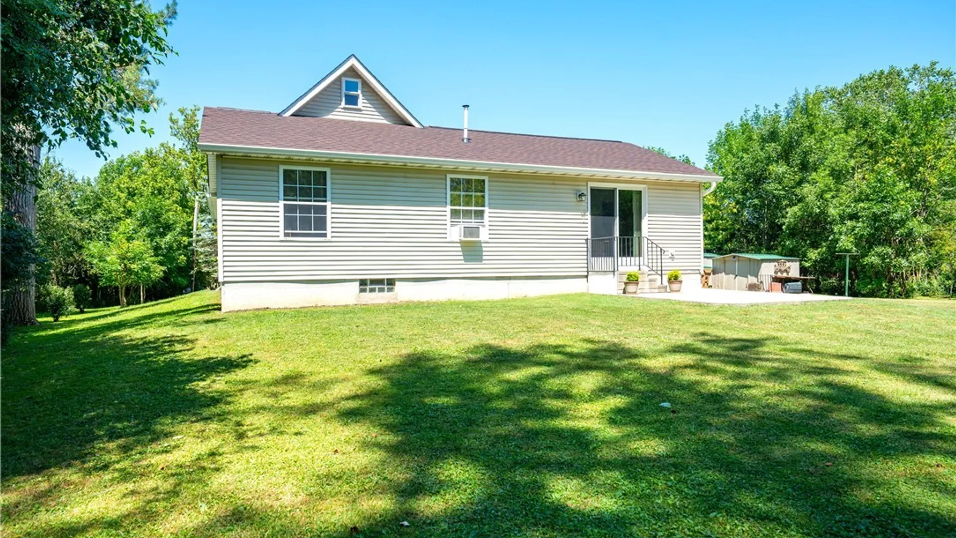 Property at 1363 Losson Road, Cheektowaga, NY 14043 39