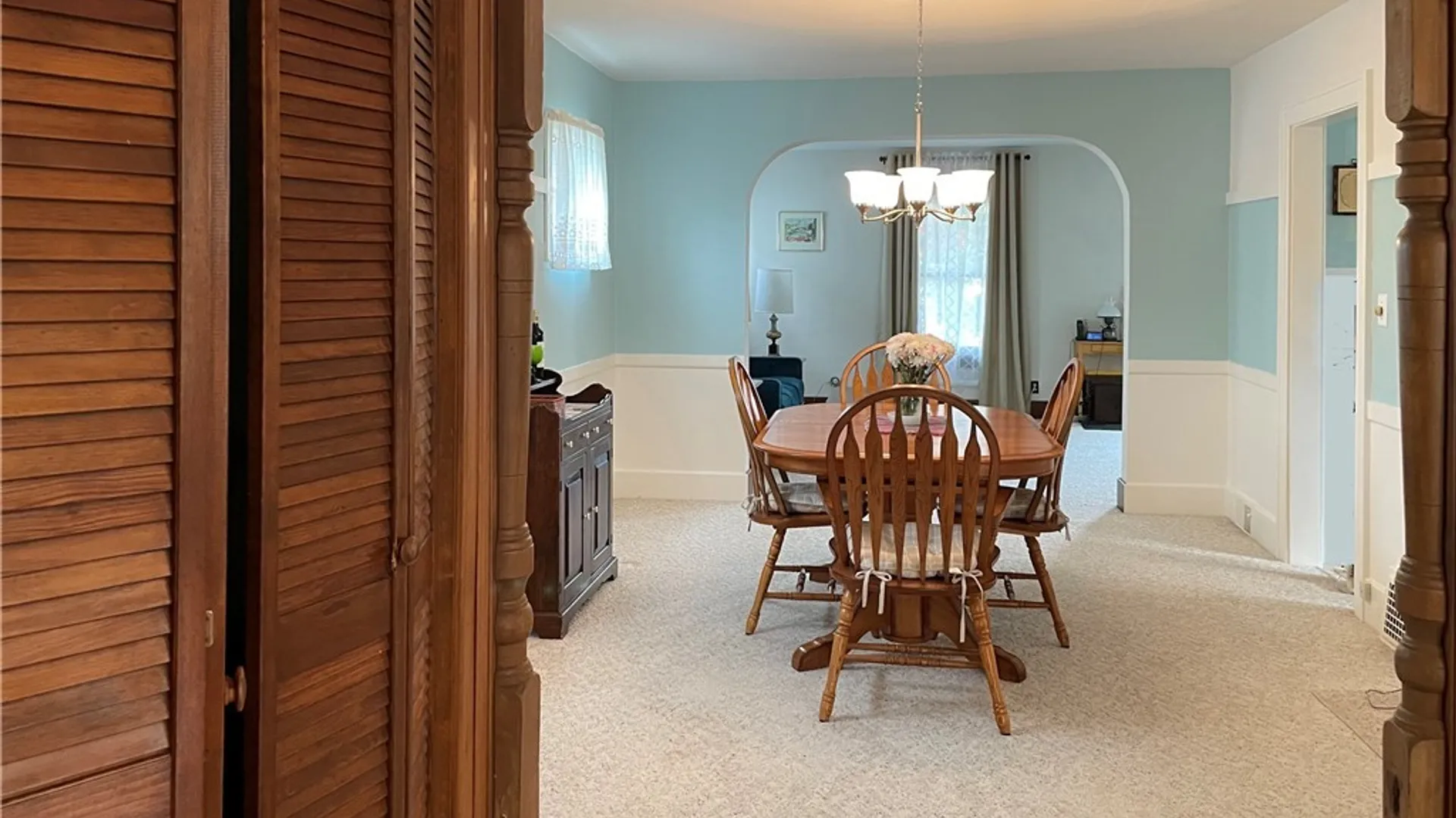 Property at 504 Capen Boulevard, Amherst, NY 14226 21