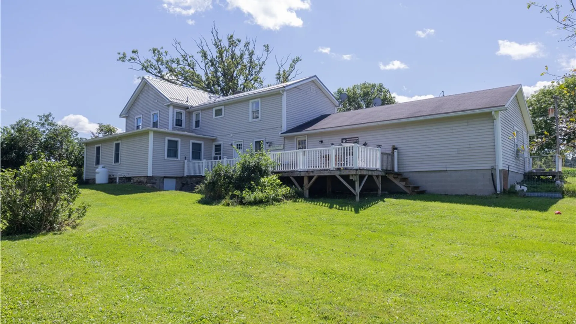 Property at 2371 Telephone Road, York, NY 14482 6