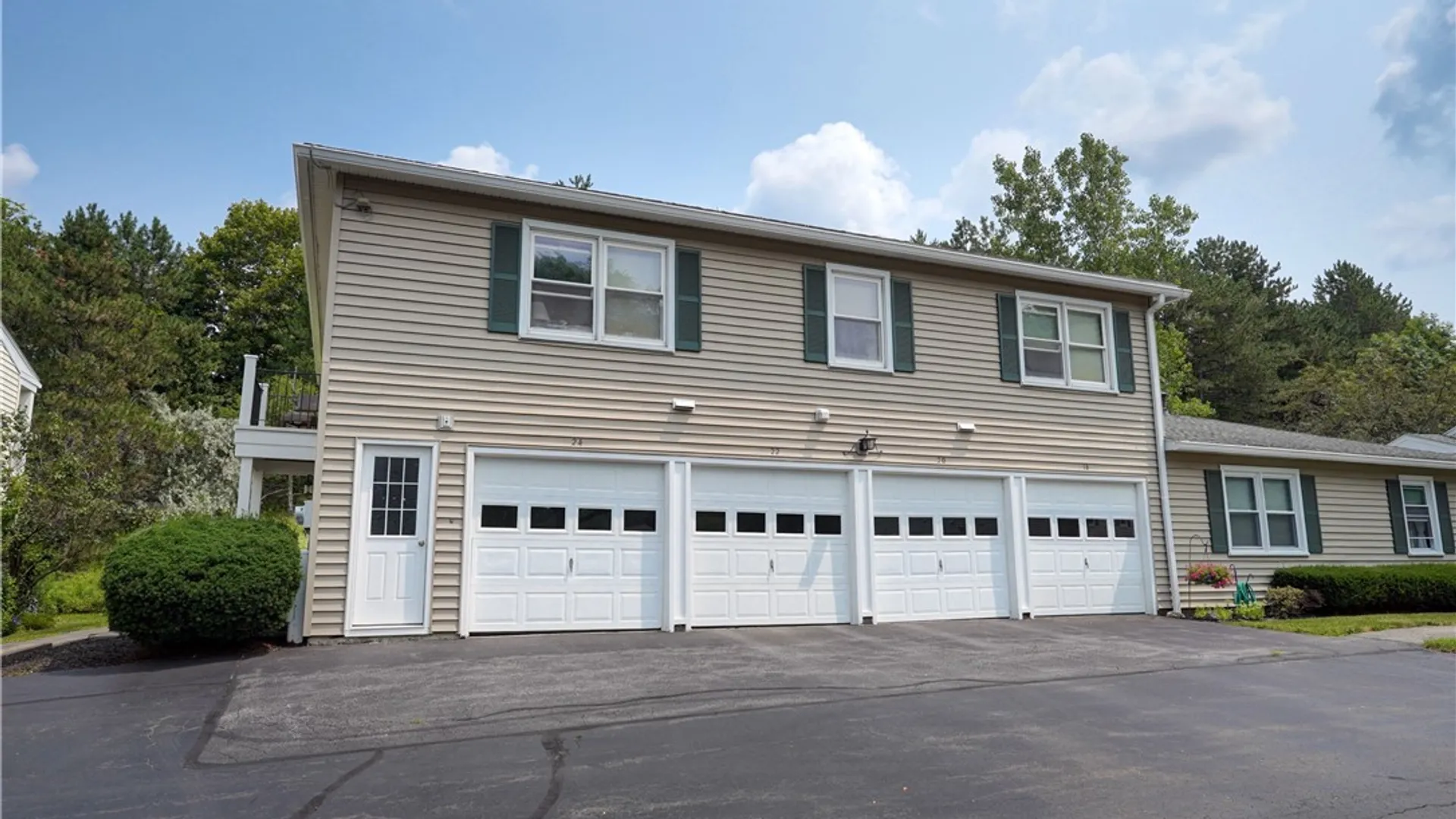 Property at 22 Falcon Lane, Perinton, NY 14450 5