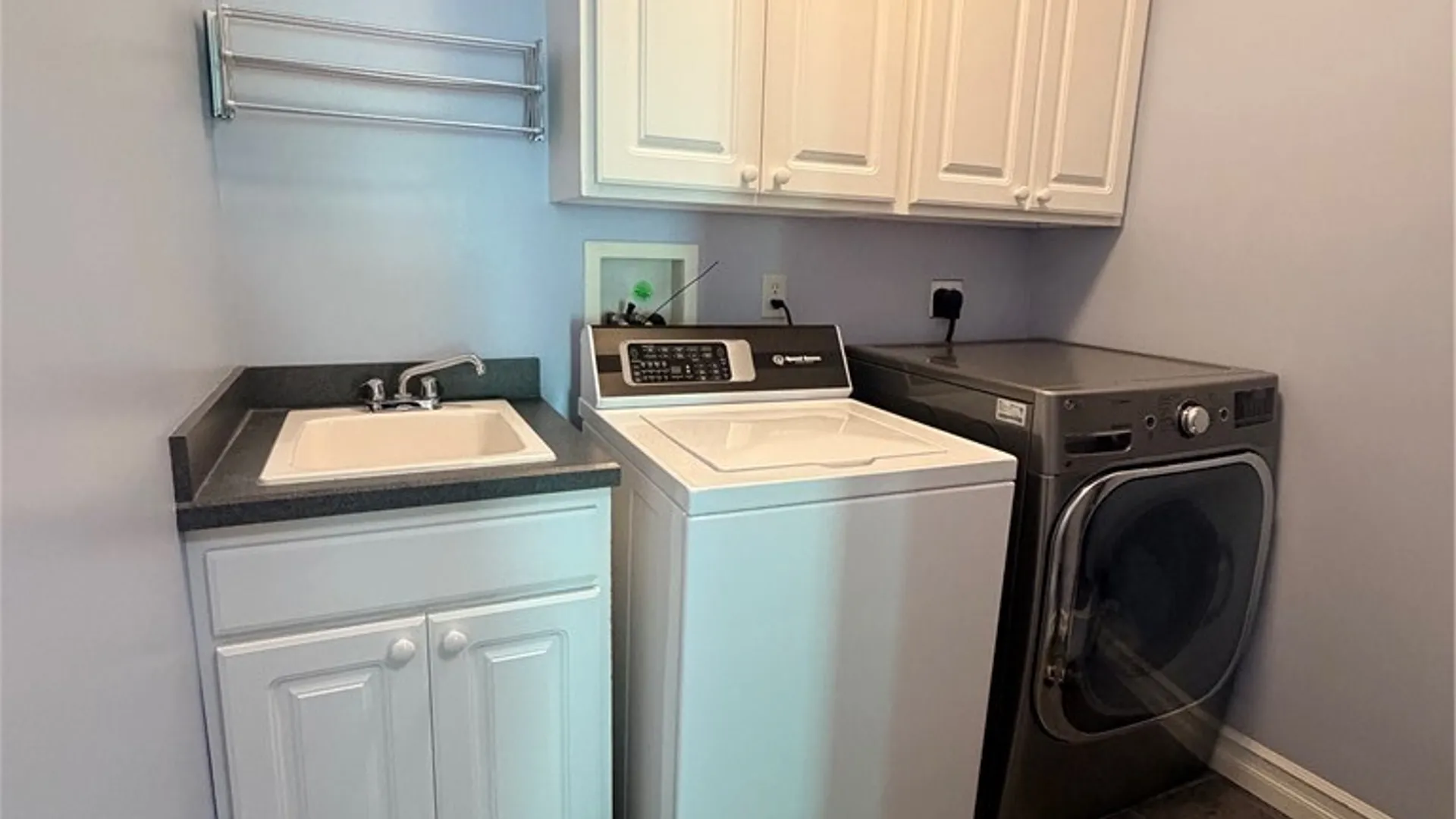 Property at 6361 Tulipwood Lane, DeWitt, NY 13078 18