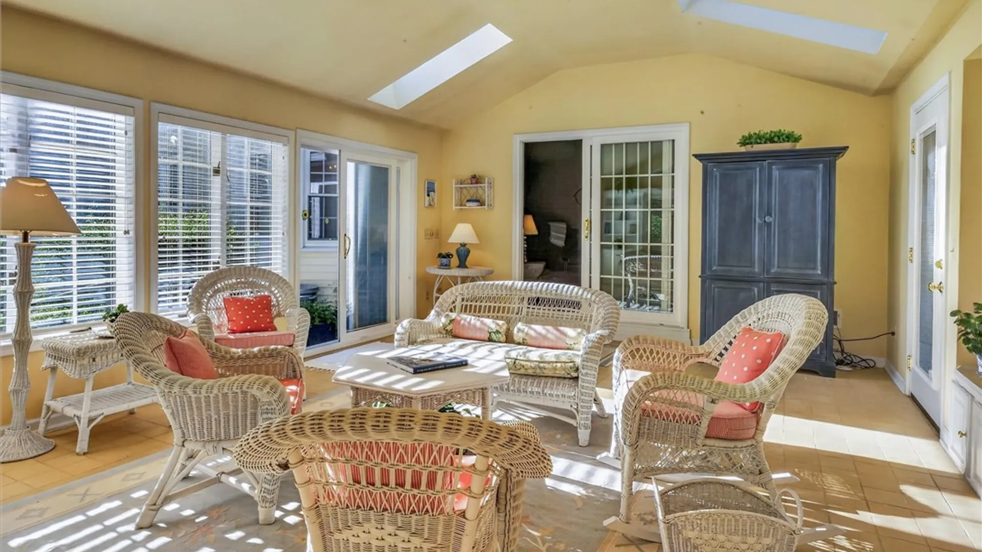 Property at 103 Stuyvesant Road, Pittsford, NY 14534 18