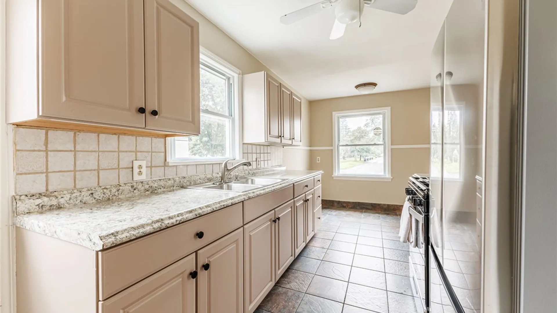 Property at 752 Bennington Drive, Greece, NY 14616 12