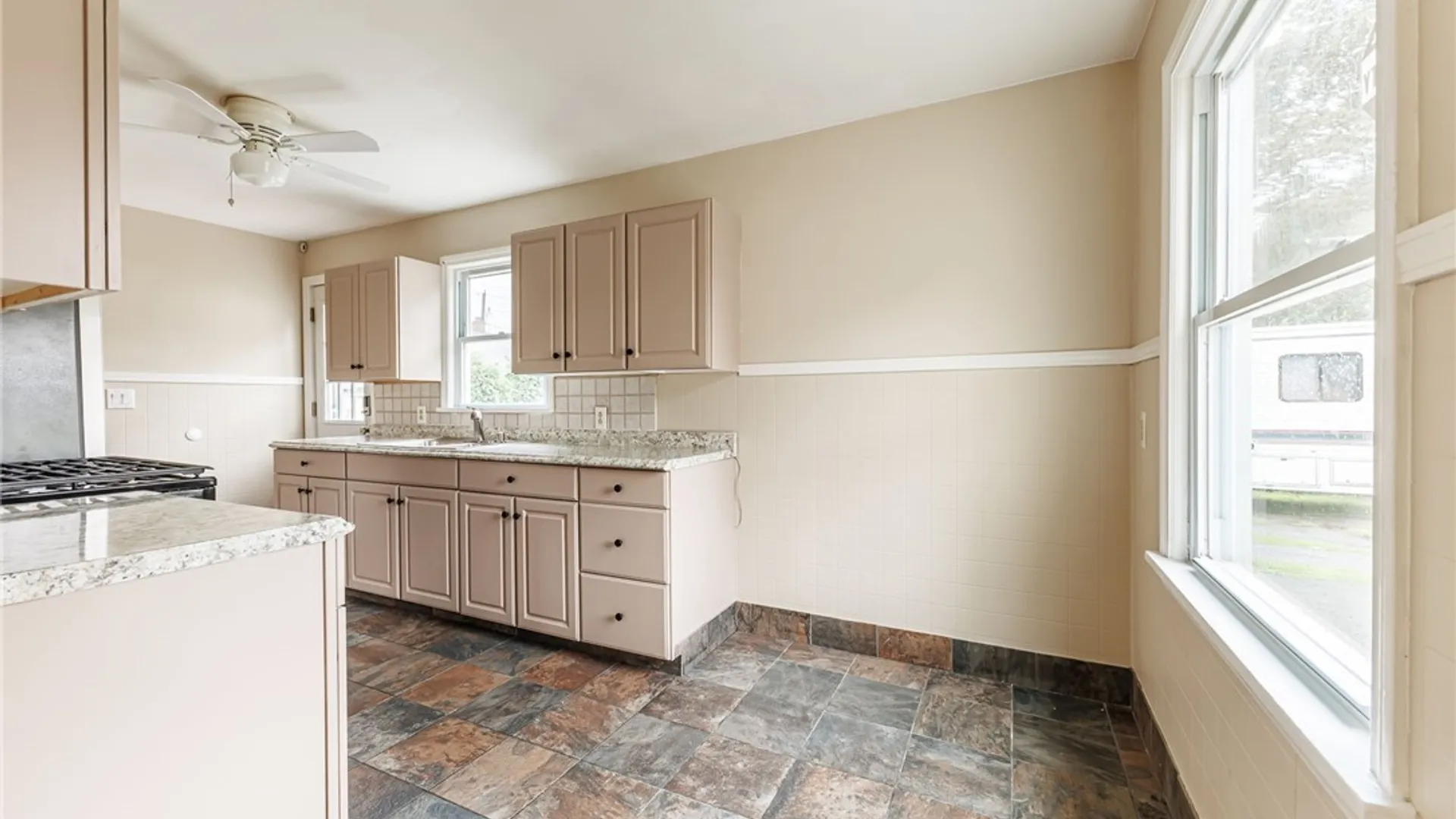 Property at 752 Bennington Drive, Greece, NY 14616 16