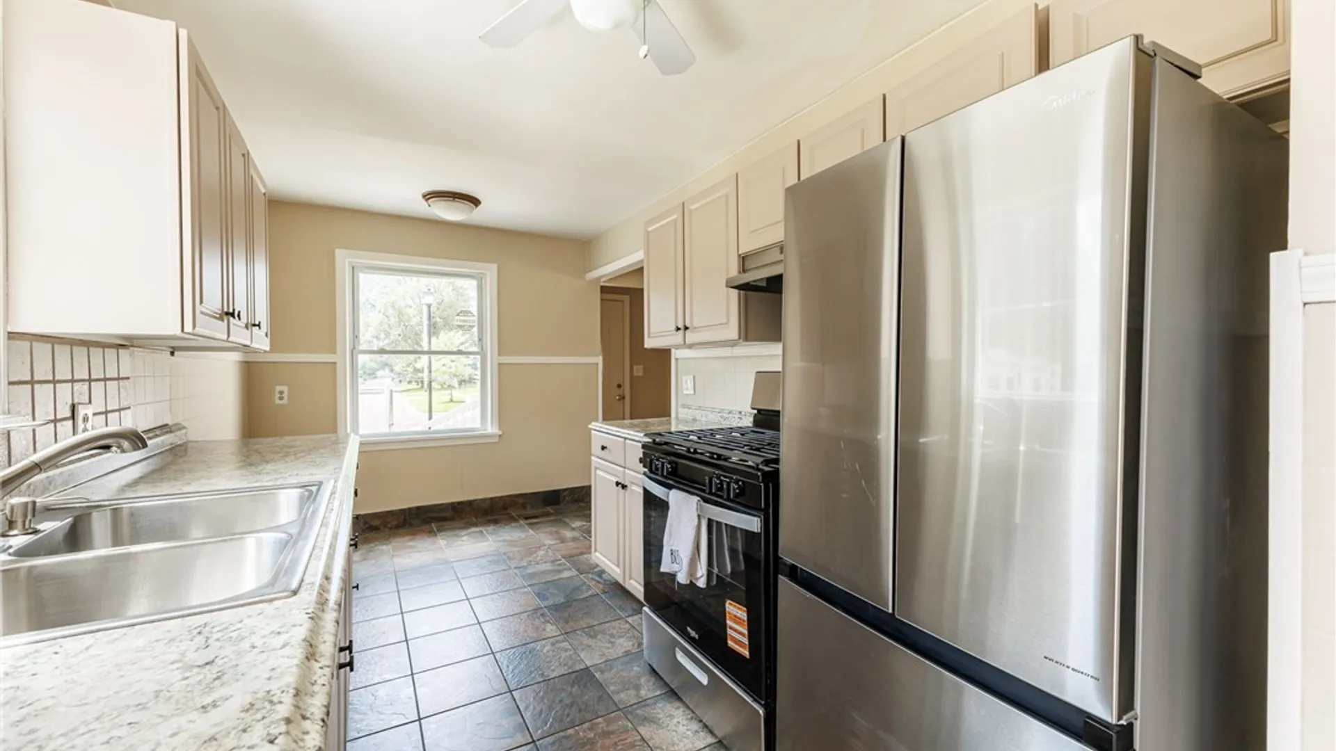 Property at 752 Bennington Drive, Greece, NY 14616 13