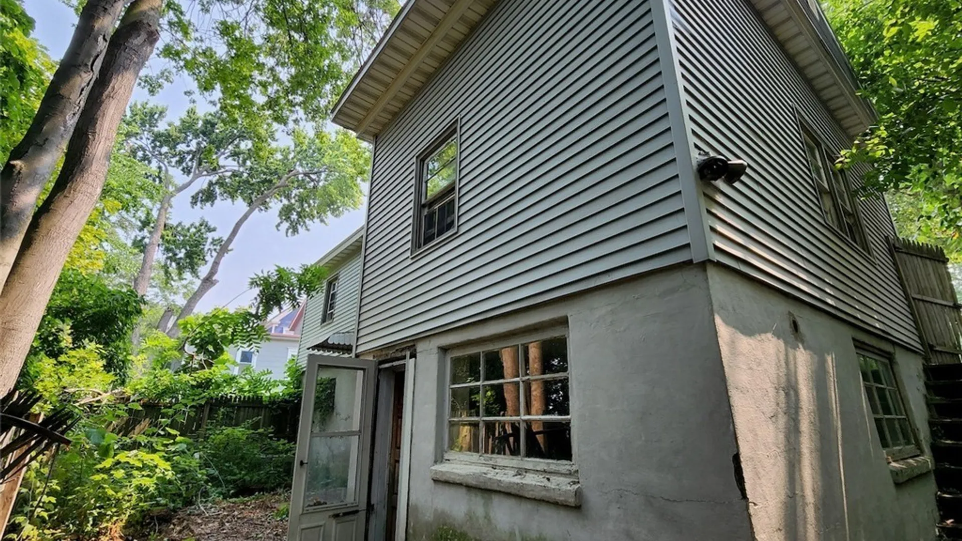 Property at 823 Lemoyne Avenue, Syracuse, NY 13208 18