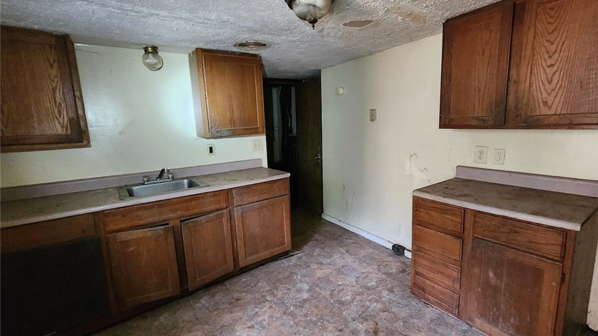 Property at 823 Lemoyne Avenue, Syracuse, NY 13208 20