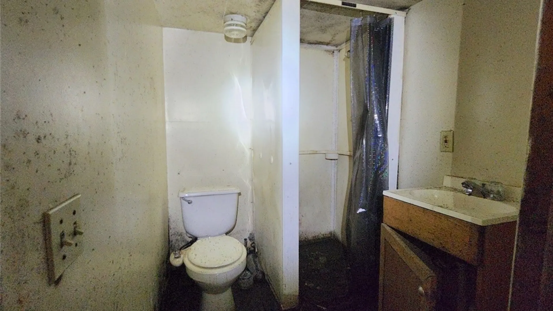Property at 823 Lemoyne Avenue, Syracuse, NY 13208 22