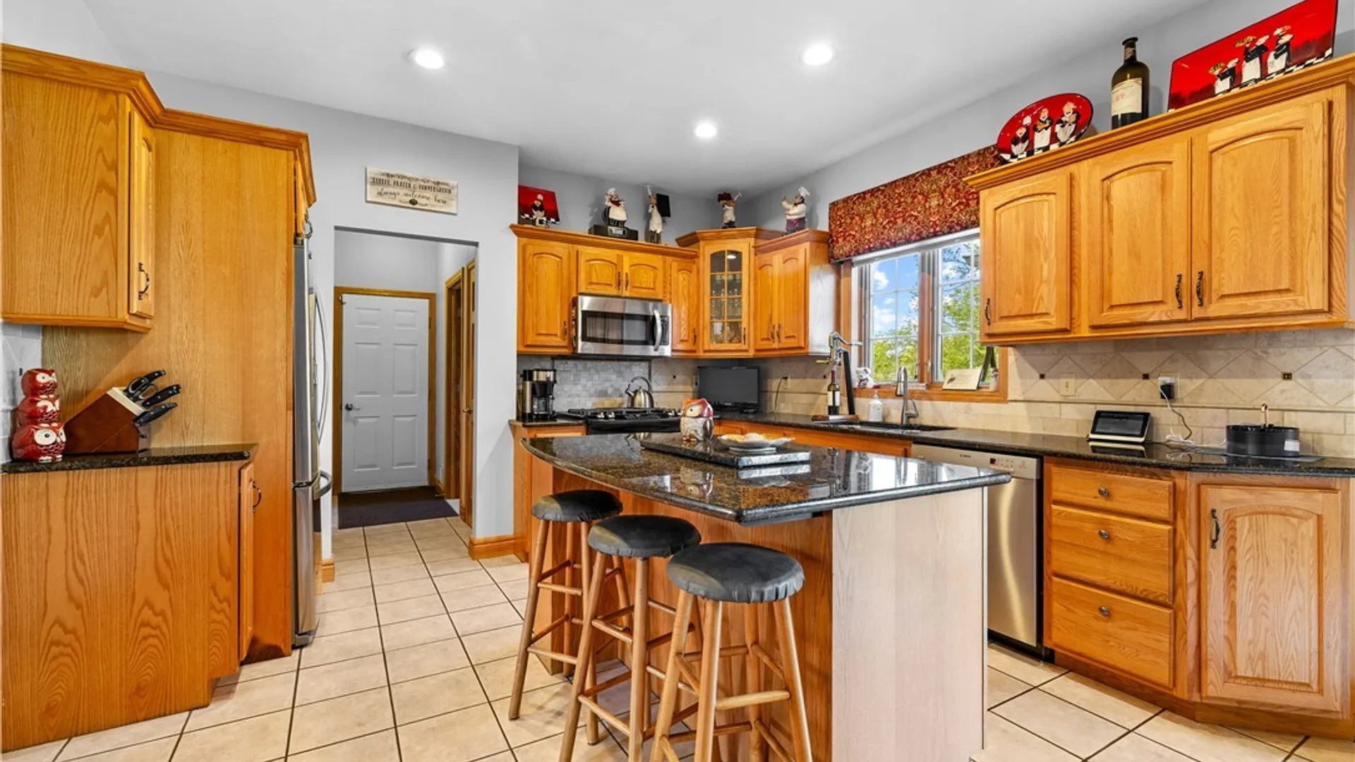 Property at 29 Country Club Drive, New Hartford, NY 13417 6