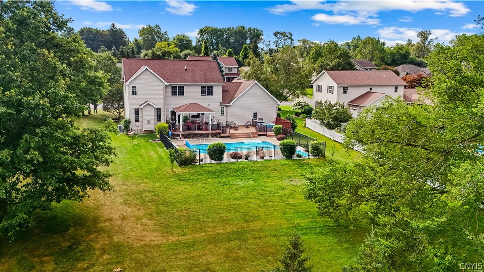 Property at 29 Country Club Drive, New Hartford, NY 13417 32