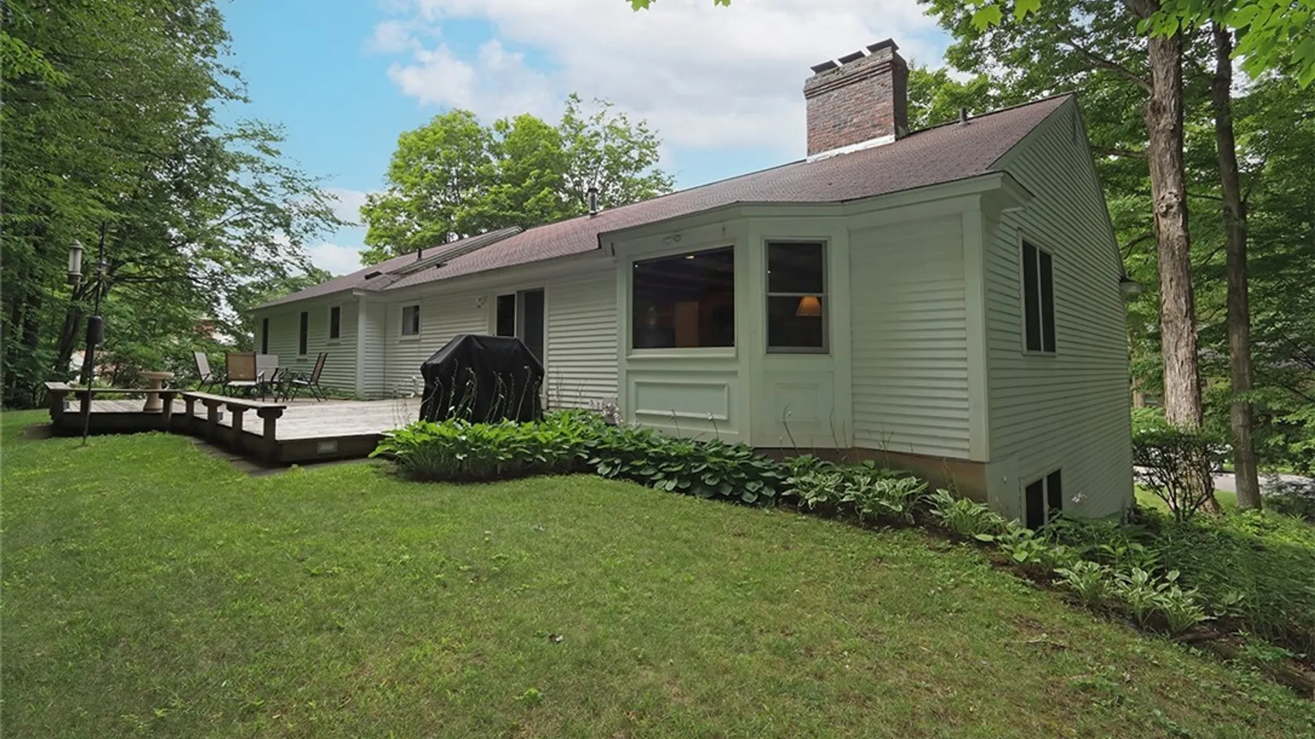 Property at 115 Woodberry Lane, DeWitt, NY 13066 48