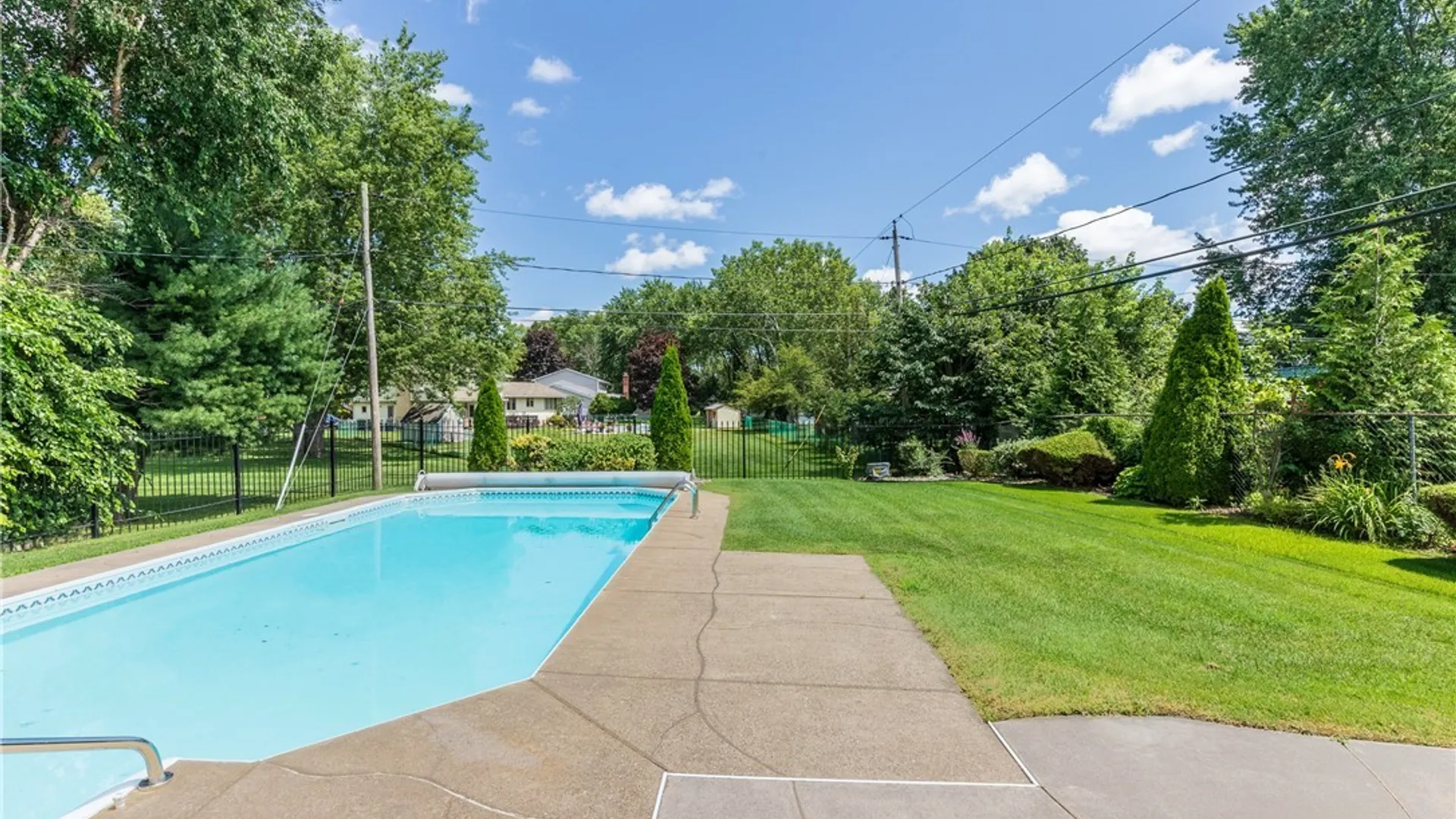 Property at 49 Rosewood Drive, Amherst, NY 14221 41