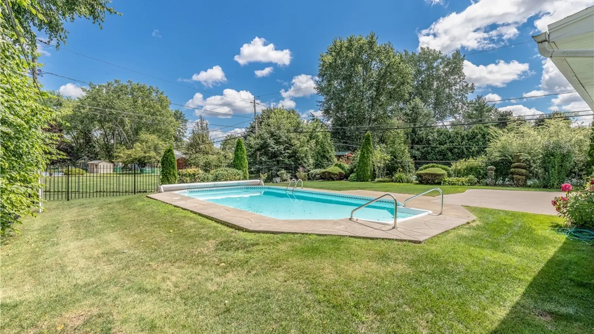 Property at 49 Rosewood Drive, Amherst, NY 14221 39