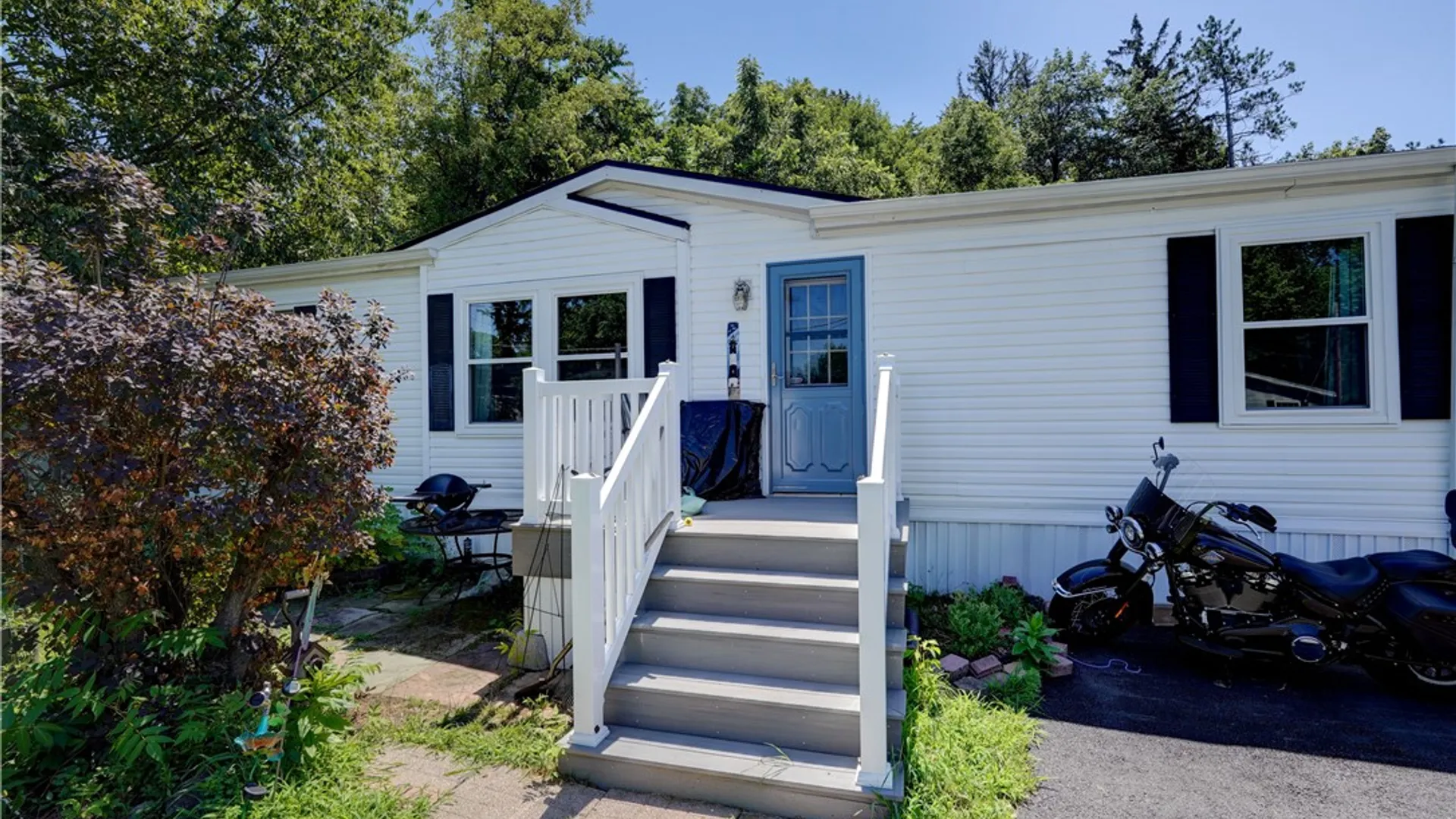 Property at 48 Elderberry Circle, Penfield, NY 14625 3
