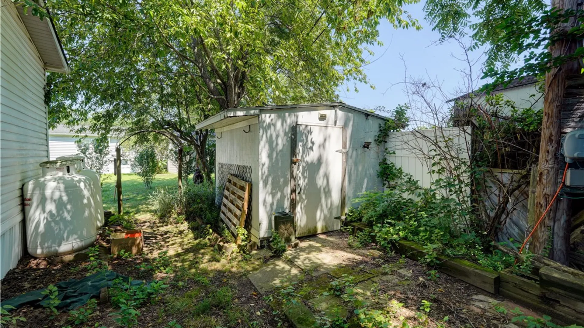 Property at 48 Elderberry Circle, Penfield, NY 14625 20