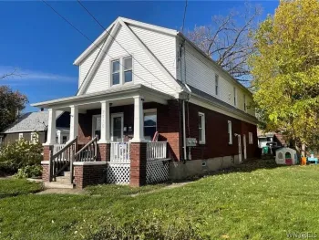 Property at 2710 Monroe Avenue, Niagara Falls, NY 14303