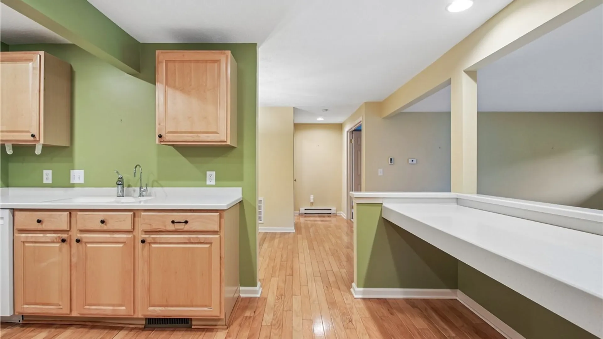 Property at 26 Great Wood Court, Perinton, NY 14450 10