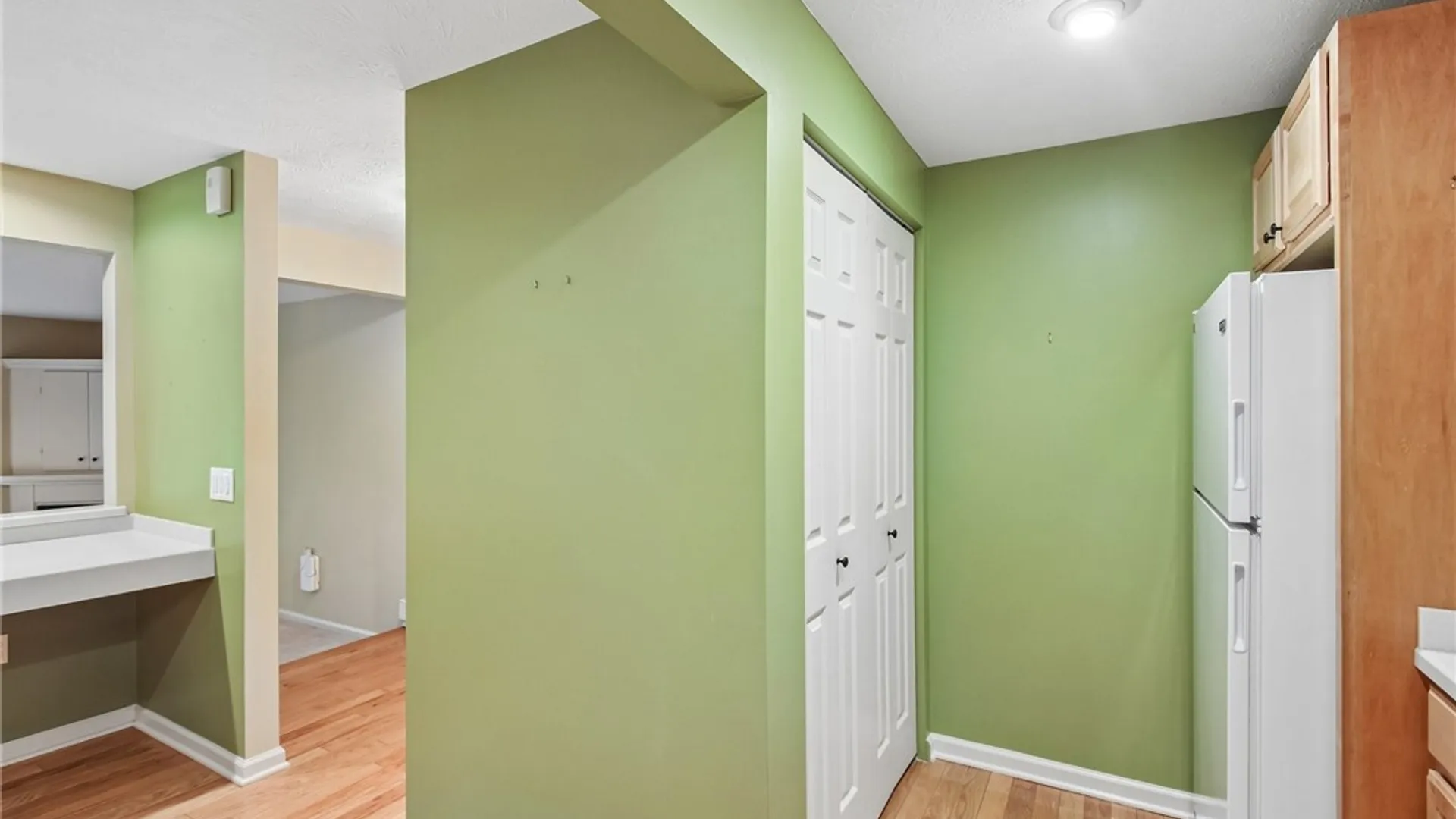 Property at 26 Great Wood Court, Perinton, NY 14450 13