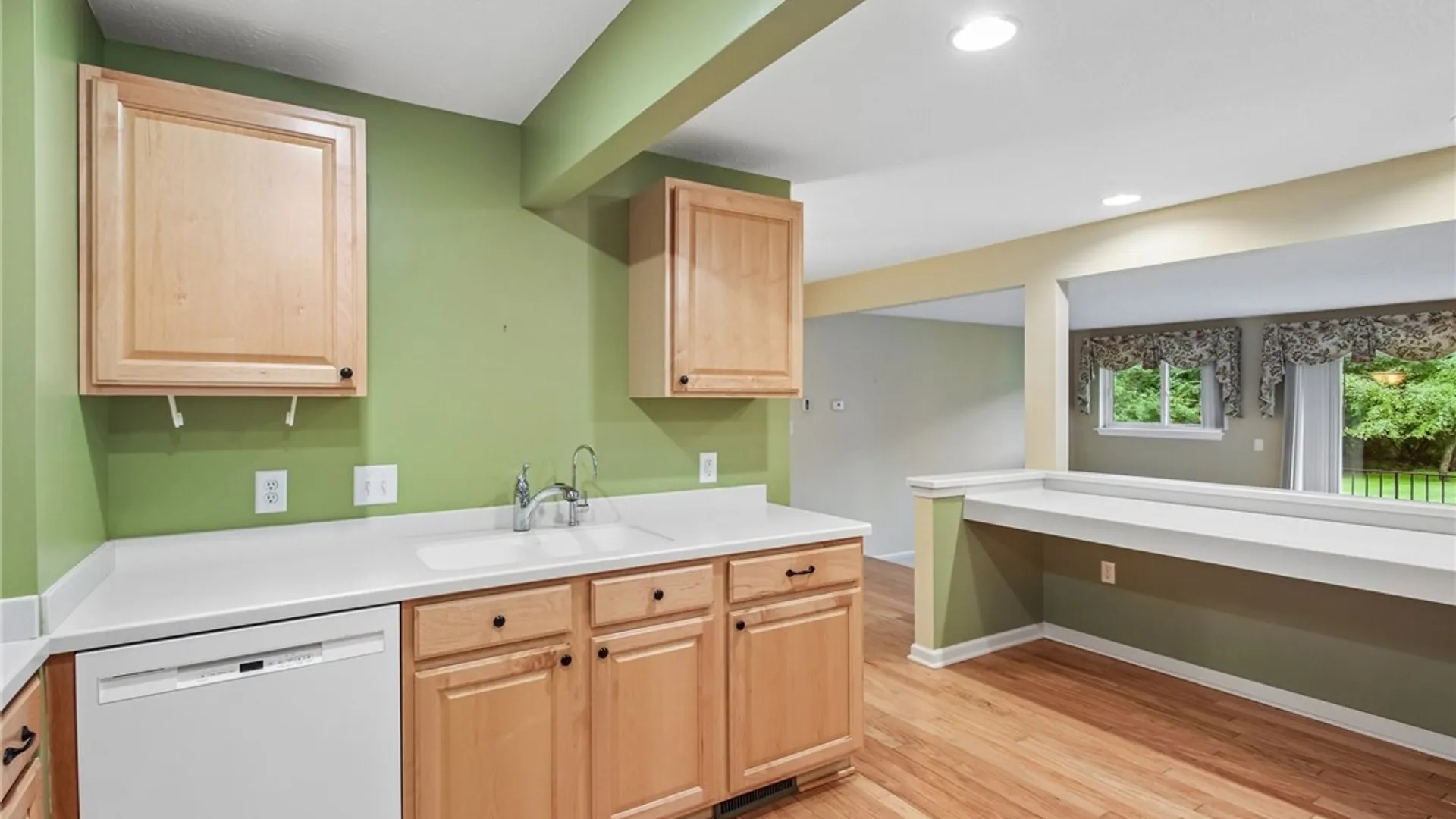 Property at 26 Great Wood Court, Perinton, NY 14450 14