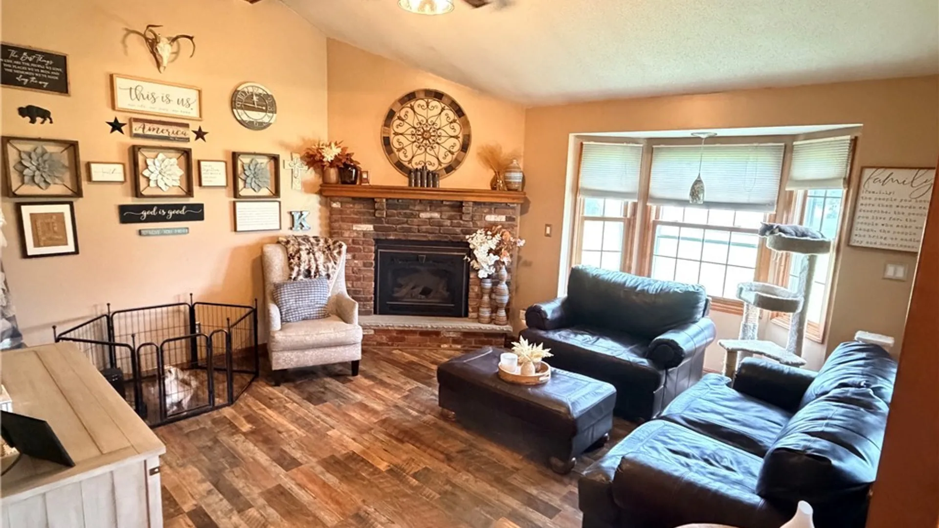 Property at 5220 Kennedy Crescent, Cambria, NY 14132 15