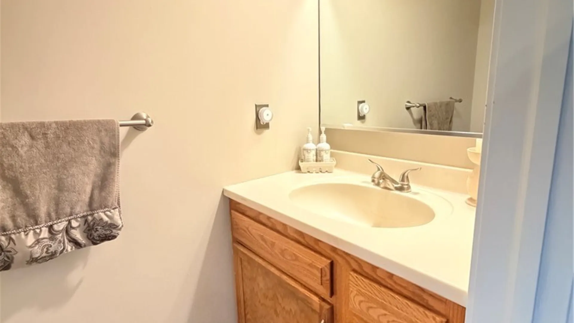 Property at 5220 Kennedy Crescent, Cambria, NY 14132 20