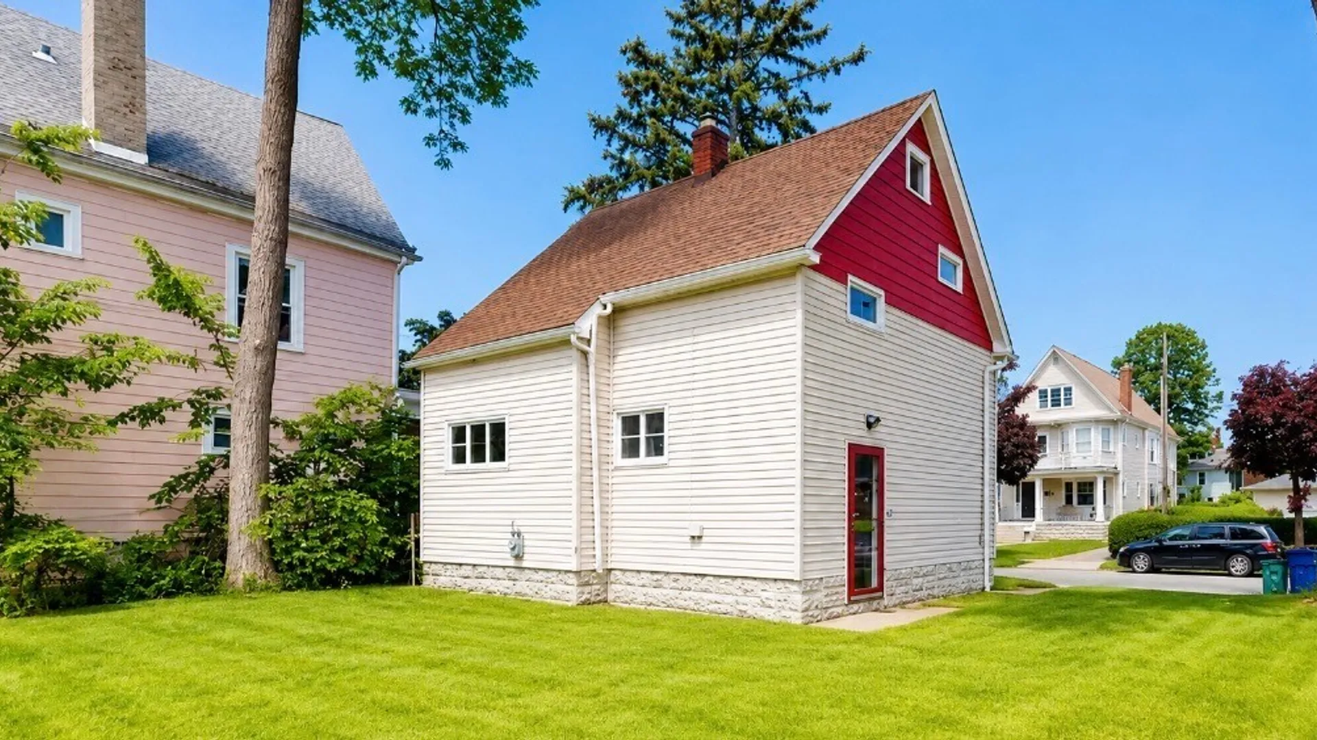 Property at 173 Hedley Place, Buffalo, NY 14208 17