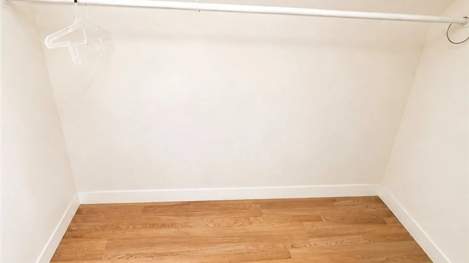 Property at 41 Schreck Avenue, Buffalo, NY 14215 8