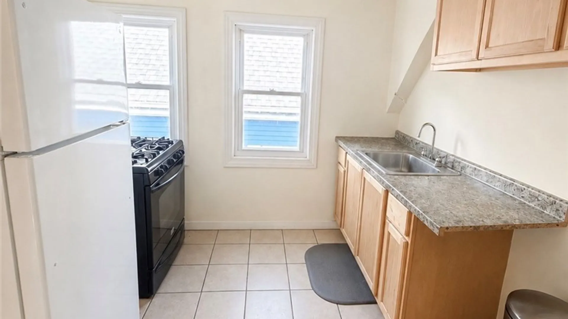 Property at 41 Schreck Avenue, Buffalo, NY 14215 10