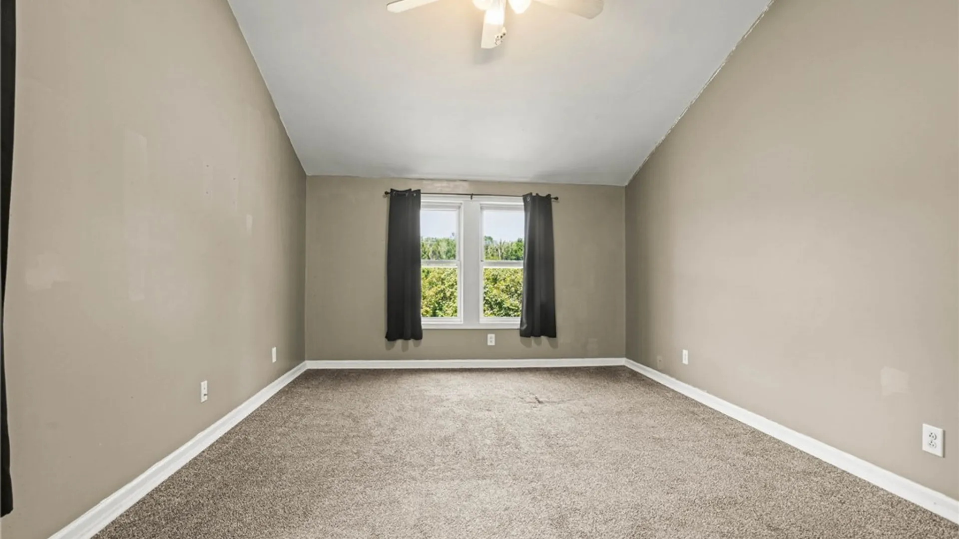Property at 8388 Slusser Road, Pembroke, NY 14020 21