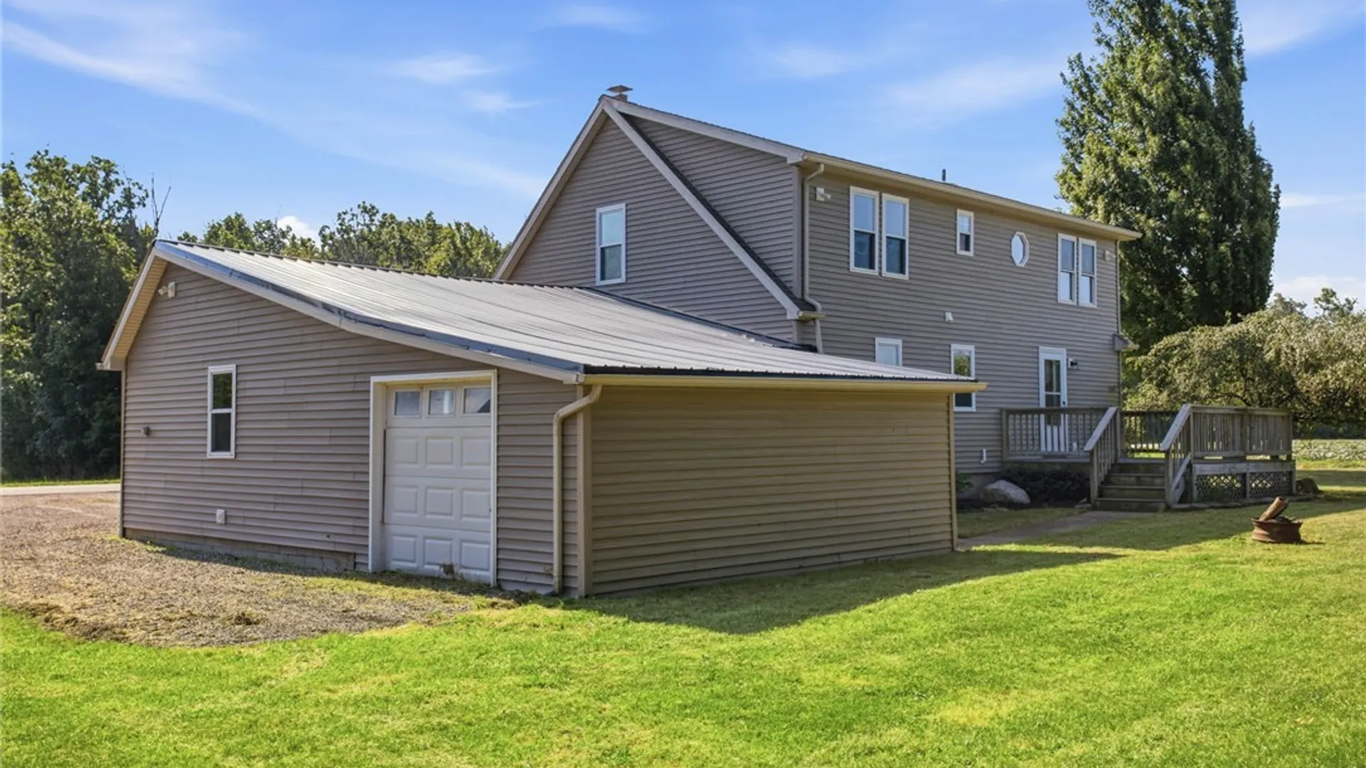 Property at 8388 Slusser Road, Pembroke, NY 14020 24