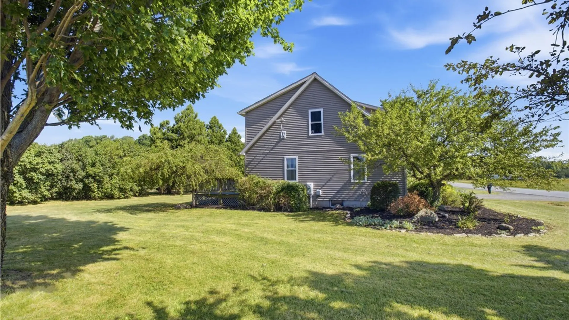 Property at 8388 Slusser Road, Pembroke, NY 14020 27