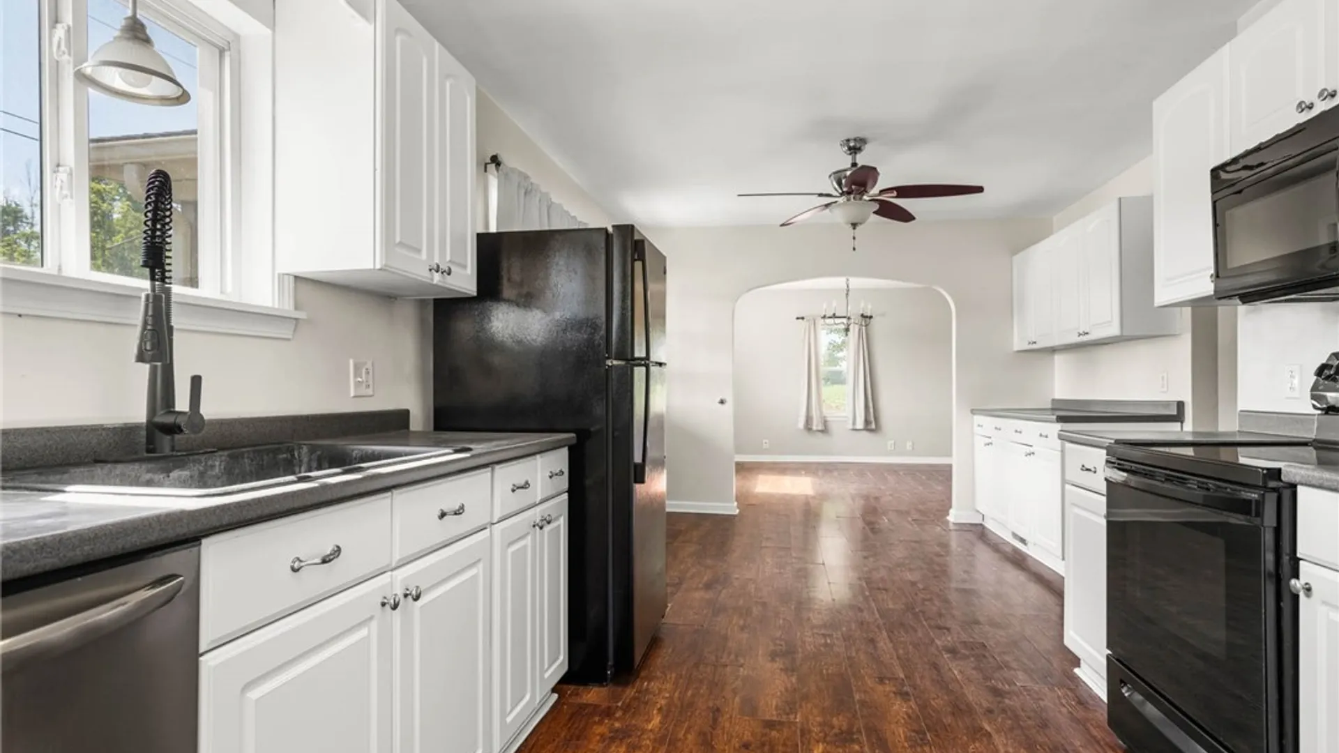 Property at 8388 Slusser Road, Pembroke, NY 14020 4