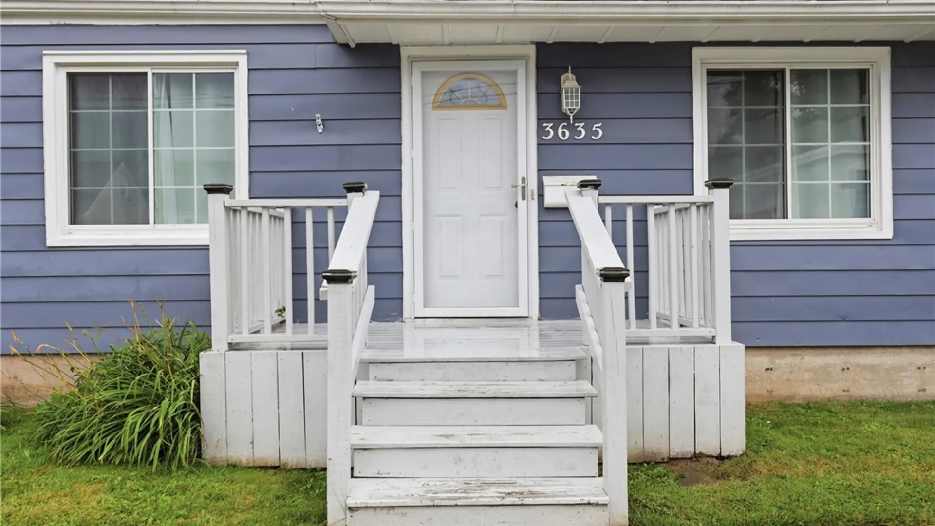 Property at 3635 Sherwood Avenue, Niagara Falls, NY 14301 3