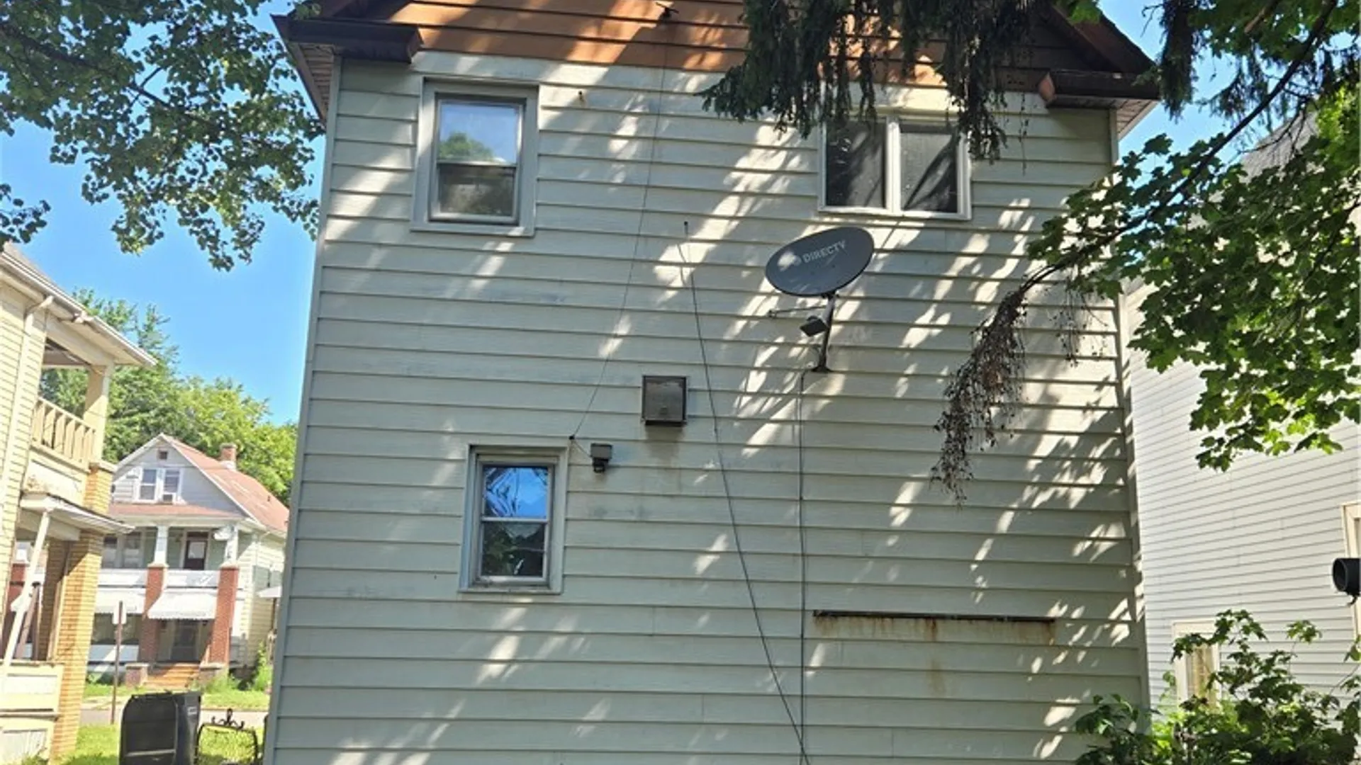 Property at 1869 Cleveland Avenue, Niagara Falls, NY 14305 5