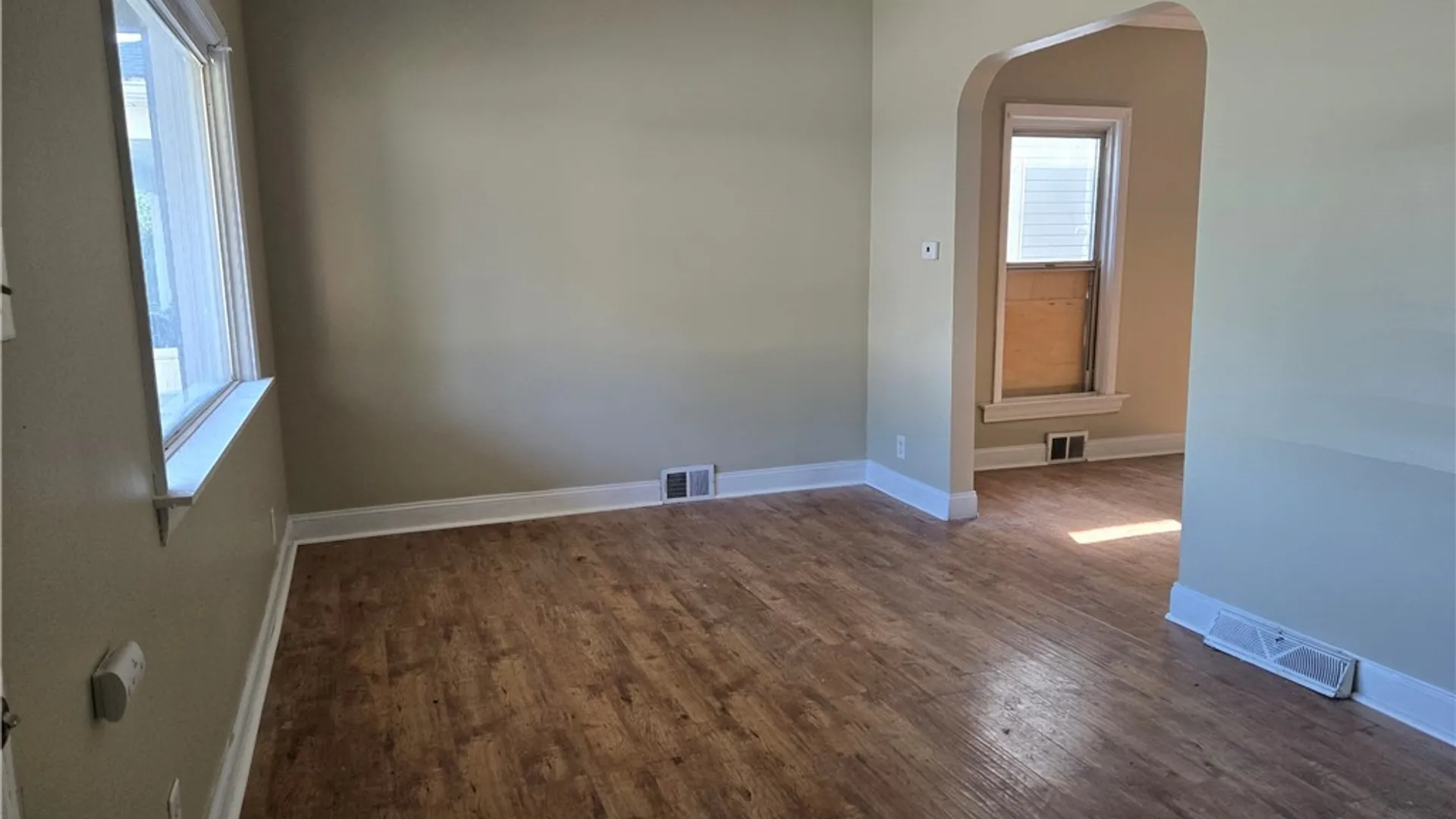Property at 1869 Cleveland Avenue, Niagara Falls, NY 14305 6