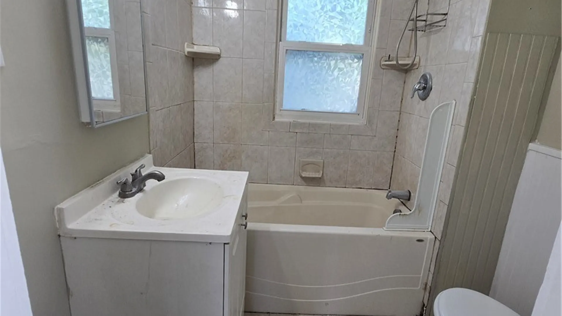 Property at 1869 Cleveland Avenue, Niagara Falls, NY 14305 18