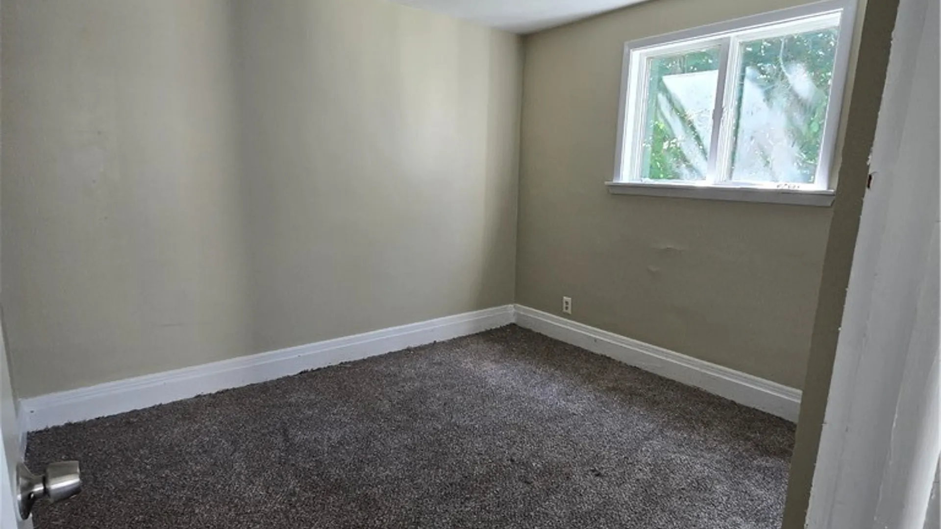 Property at 1869 Cleveland Avenue, Niagara Falls, NY 14305 19