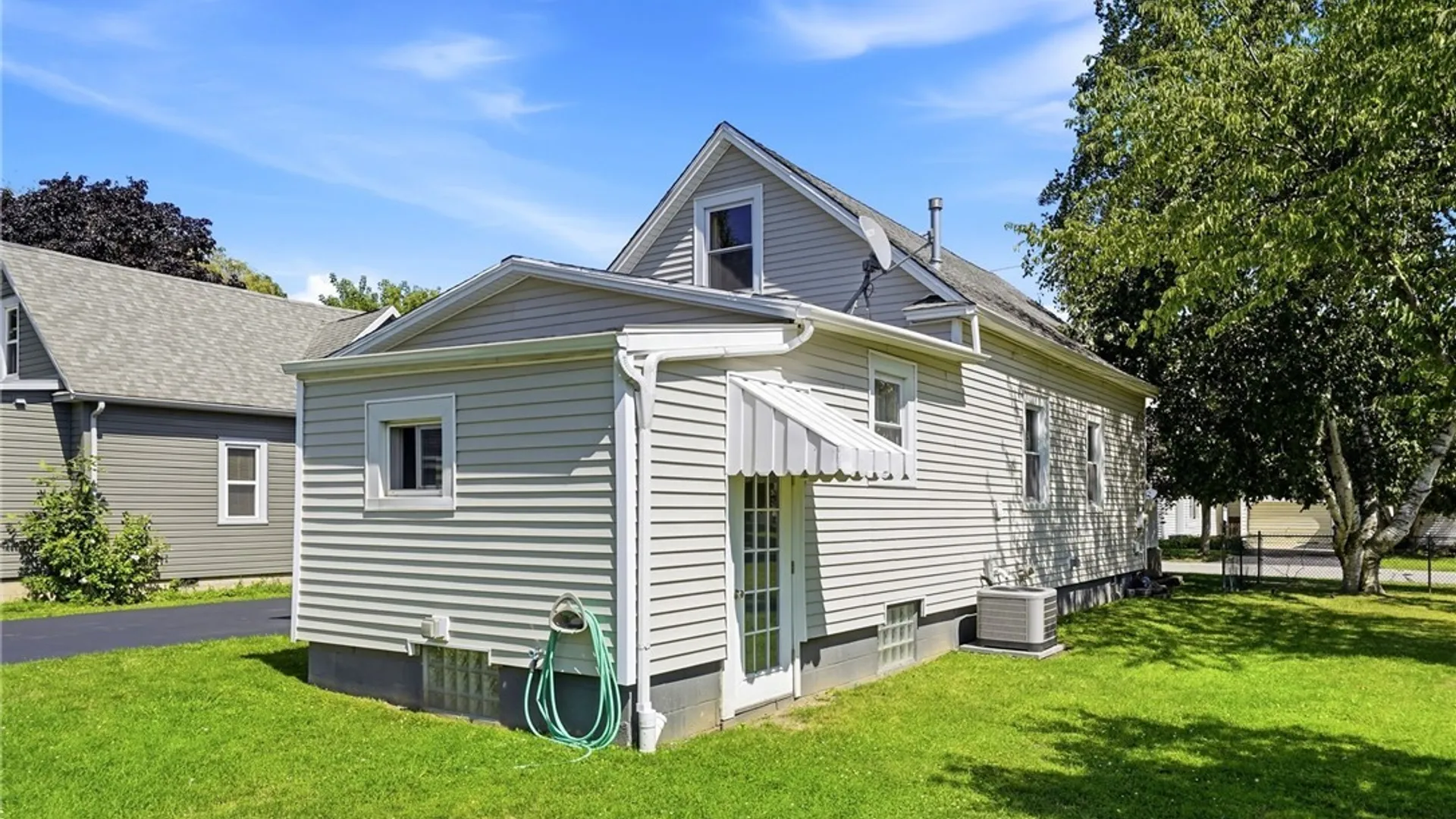 Property at 93 Cleveland Avenue, Tonawanda, NY 14150 32
