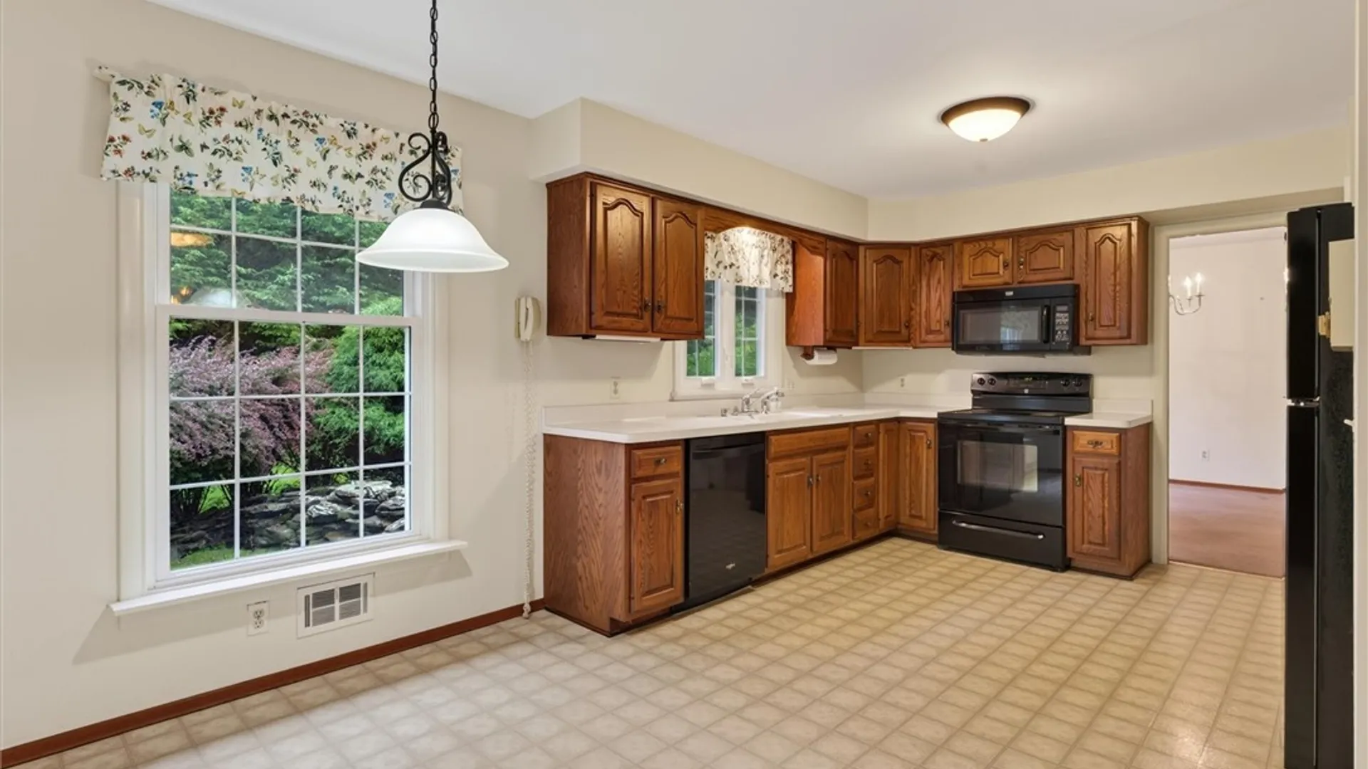 Property at 131 Timber Brook Lane, Penfield, NY 14526 18