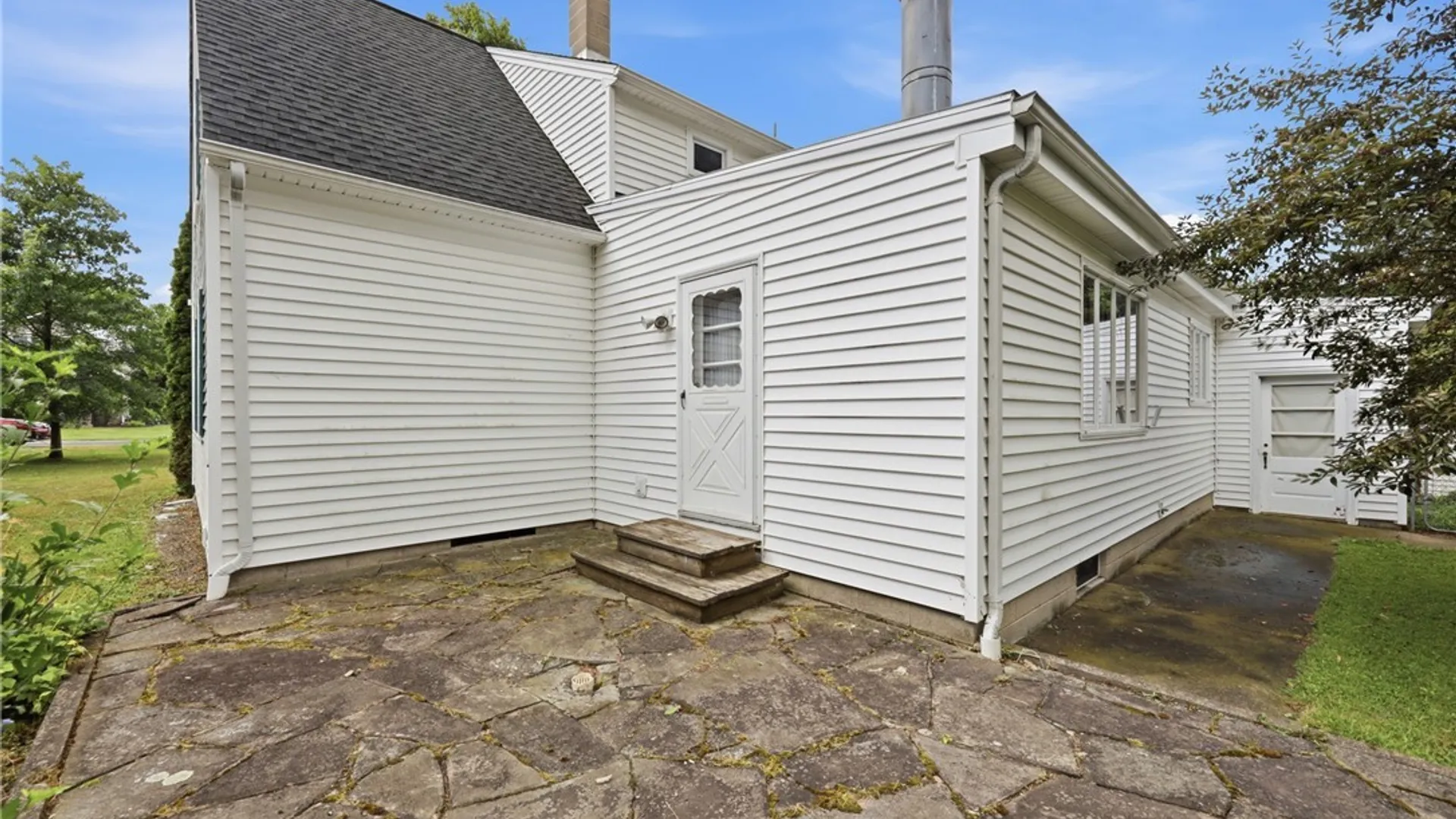 Property at 6394 Armor Duells Road, Orchard Park, NY 14127 36