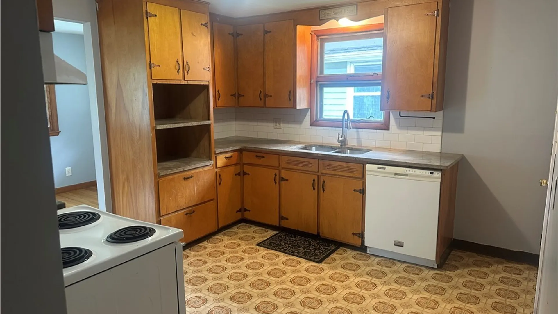 Property at 236 Burns Avenue, Syracuse, NY 13206 4