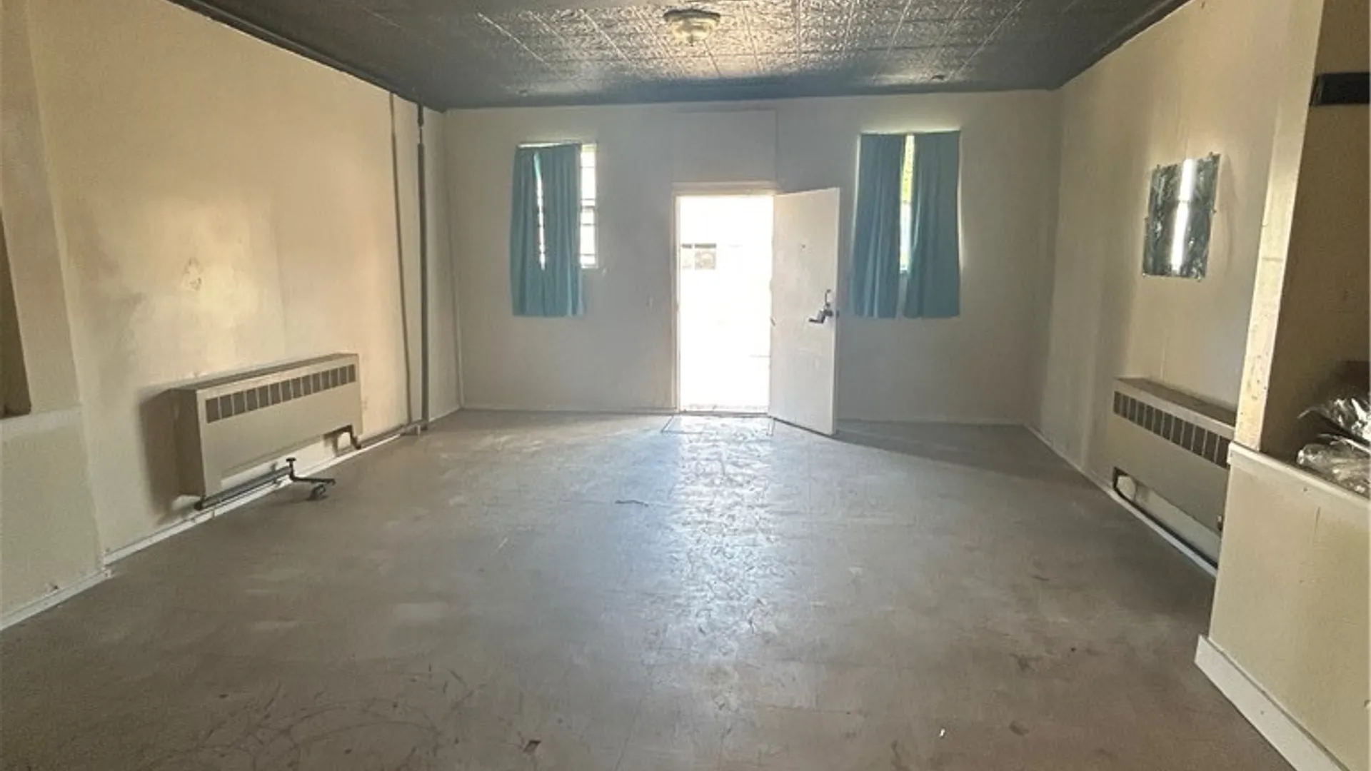 Property at 1001 Joseph Avenue, Rochester, NY 14621 5
