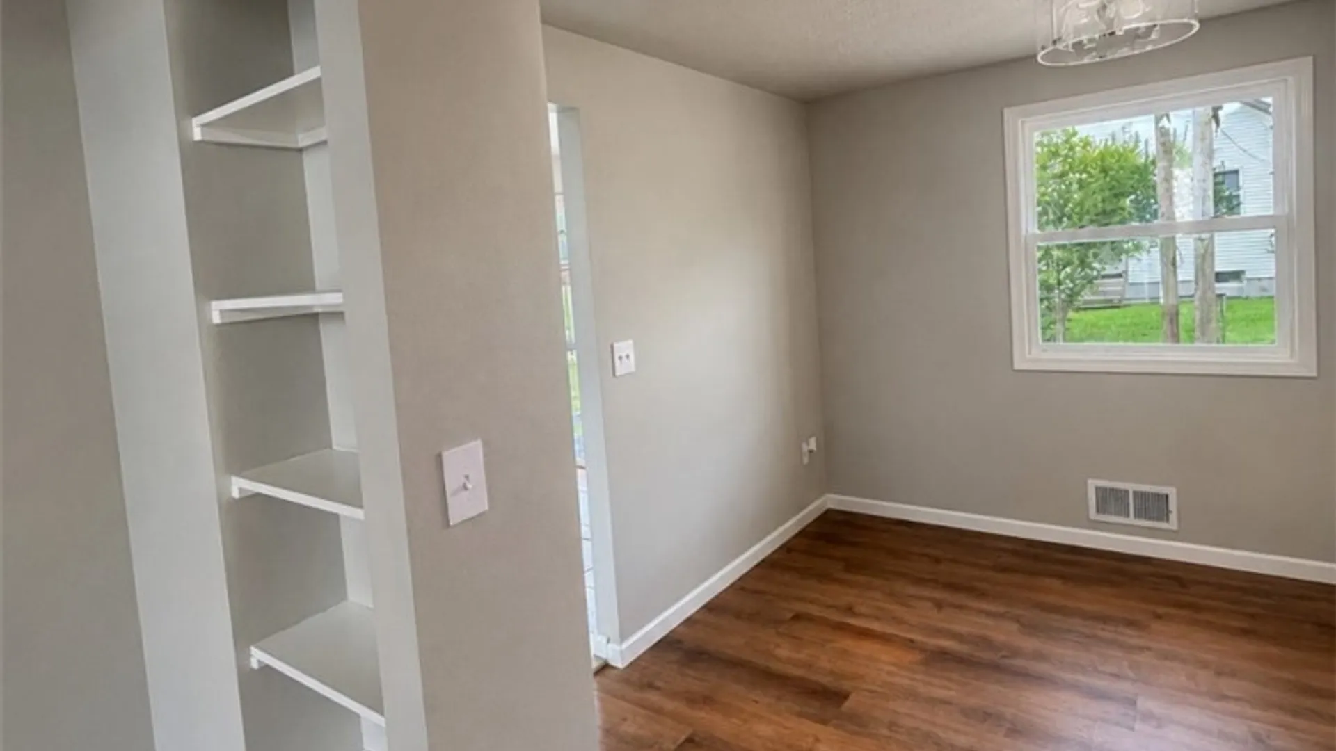 Property at 20 Madison Terrace, Irondequoit, NY 14617 11