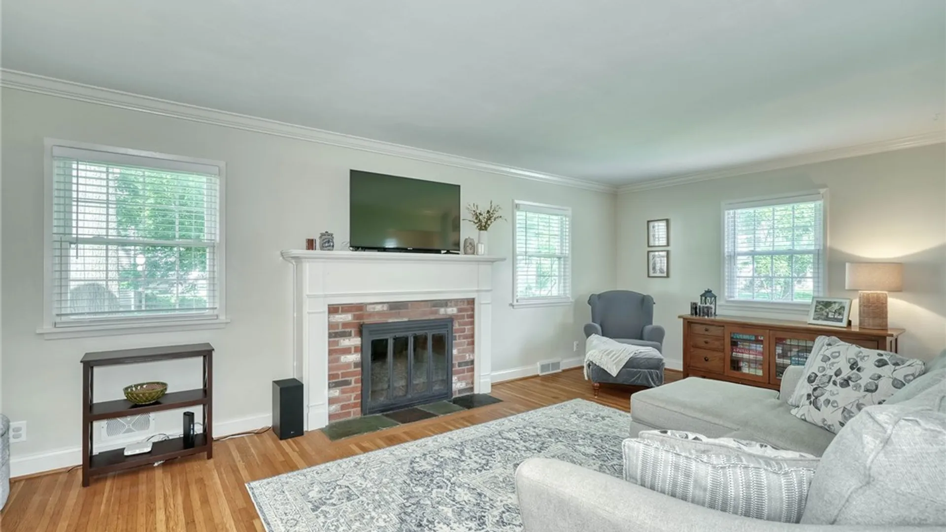 Property at 25 Lake Lea Road, Irondequoit, NY 14617 17