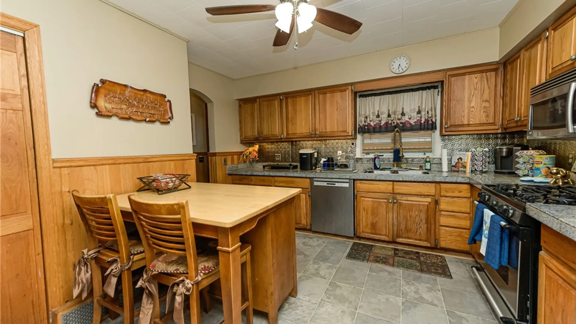 Property at 152 Empire Boulevard, Irondequoit, NY 14609 8
