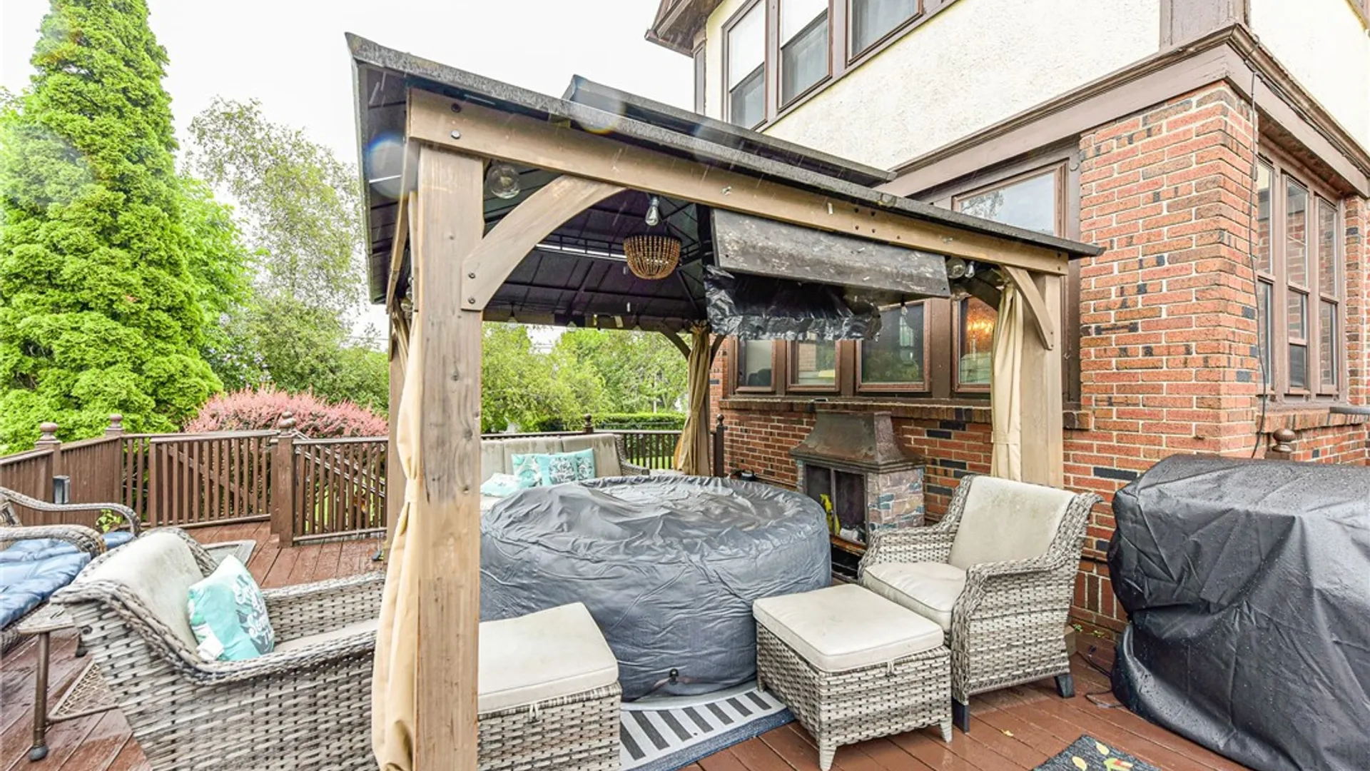 Property at 152 Empire Boulevard, Irondequoit, NY 14609 38