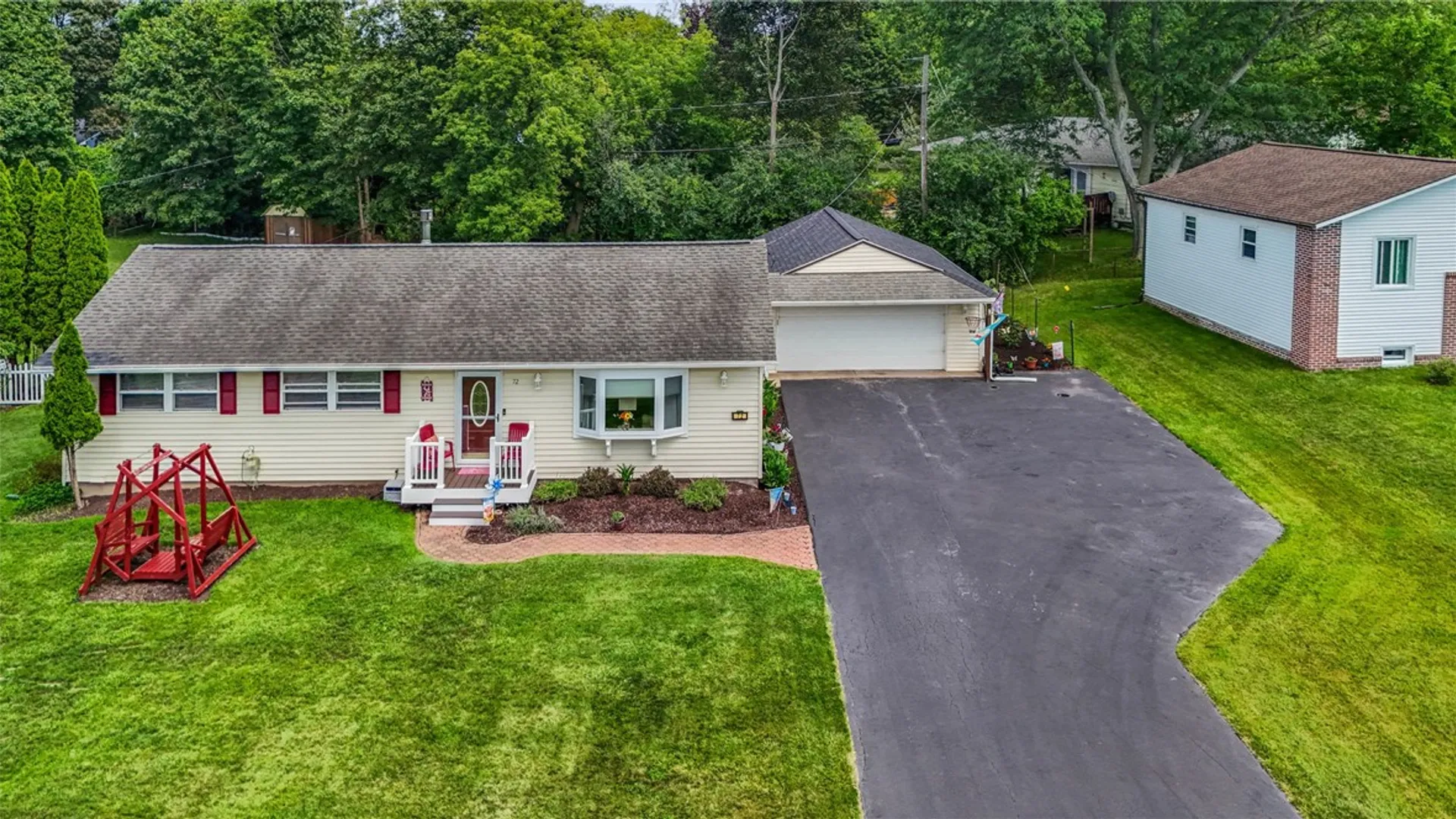 Property at 72 Coronet Rd, Henrietta, NY 14623 43